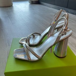 LIKE NEW Sam Edelman Kia strappy handle heel